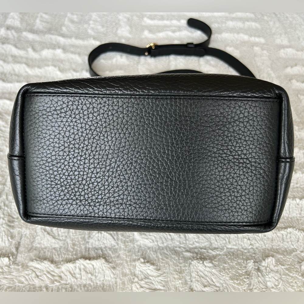 Cuyana Mini System Tote in Pebbled Black Leather with Adjustable Strap - GUC - Picture 11 of 16